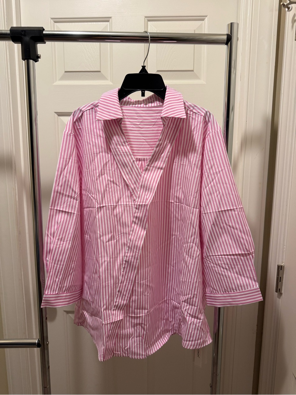 (New with tags) Women's Pink and White Striped Blouse